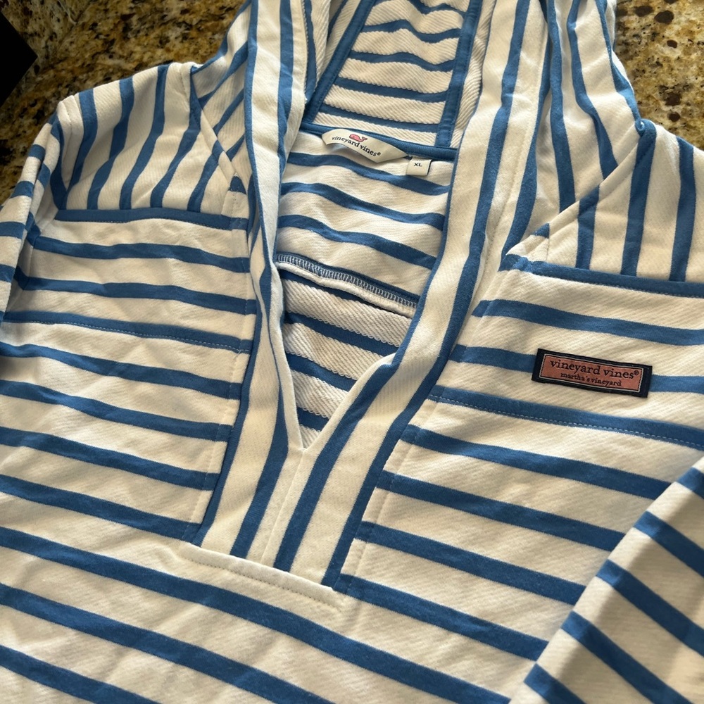 Vineyard vines coverup hoodie dress and palm print shorts